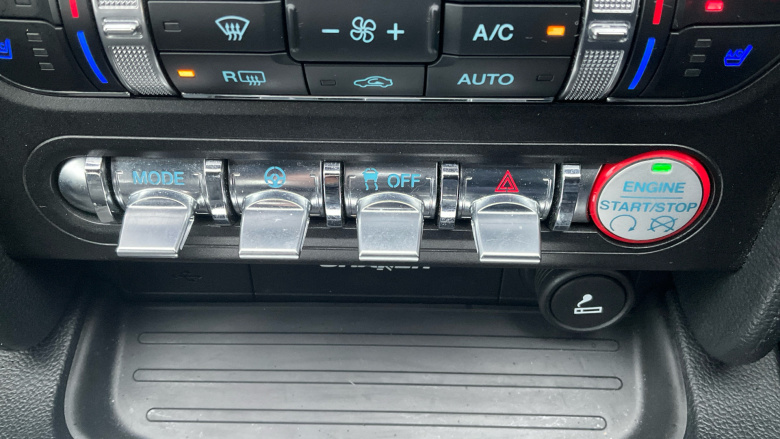 Ford Mustang 5.0 V8 GT 2dr Auto Petrol Coupe